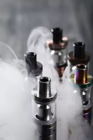 vaping device e-cigarette